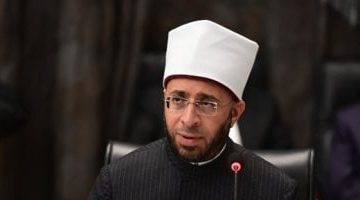 رئيس الجمهورية ينيب وزير الأوقاف في حضور عزاء بابا الفاتيكان
