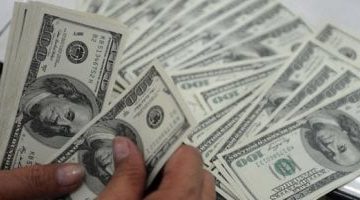 مع ارتفاع الاحتياطى الدولارى.. تطورات سعر العملة الأمريكية فى مصر