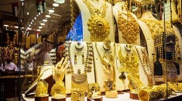 استقرار سعر الذهب اليوم السبت بعد أسبوع عاصف بالتغيرات