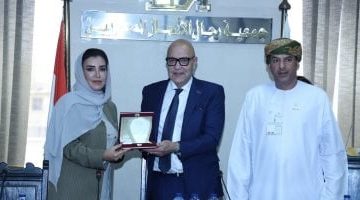 غرفة تجارة عمان تدعو رجال الأعمال المصريين لبحث الاستثمار بالعقارات والطاقة