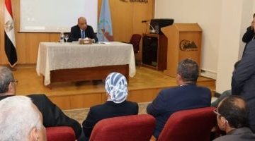 وزير الكهرباء يناقش الاستخدامات السلمية للطاقة الذرية مع قيادات الهيئة