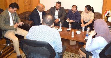 غرفة تجارة القاهرة تعرض الفرص الاستثمارية المتاحة على وفد من فيتنام