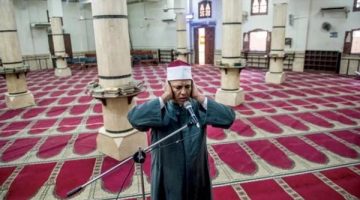 موعد صلاة الجمعة اليوم في مصر.. هل تغيّر بسبب التوقيت الصيفي؟