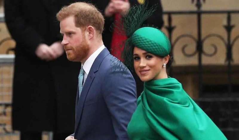 تينا براون تفجرها.. هاري يشتاق بدوره كأمير وميغان وراء الجشع المالي