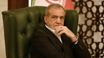 نائب الرئيس الإيراني يتصدر المشهد بعد انفجار بندر عباس.. لماذا لم يظهر الرئيس؟