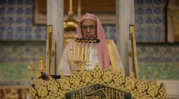 “آل الشيخ” في #خطبة_الجمعة بالمسجد النبوي: من التوفيق الأعظم، والسداد الأتم، أن يحرص العبد على حفظ طاعاته لربه عز وجل