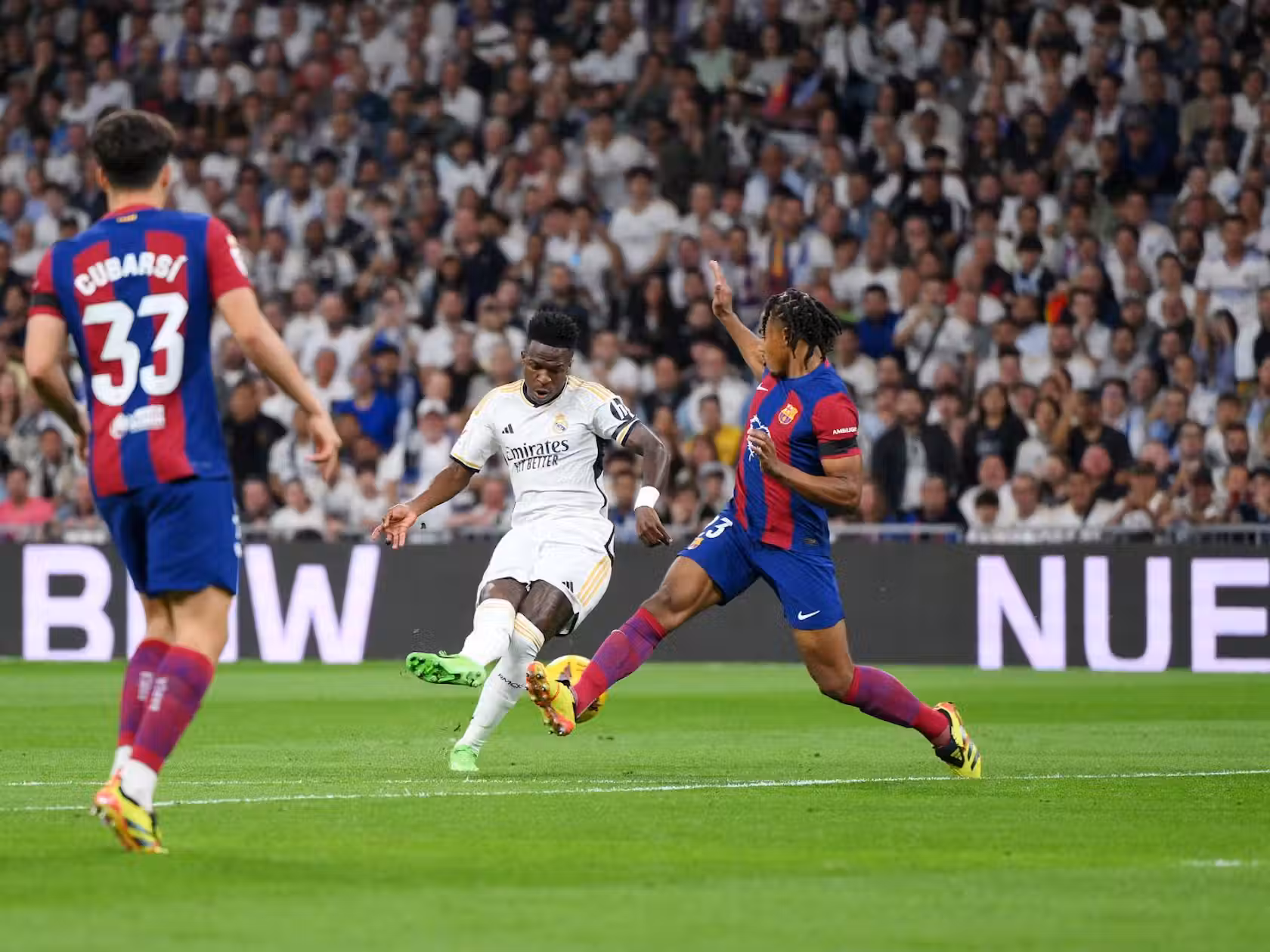 برشلونة ضد ريال مدريد: ثلاث معارك رئيسية تحدد مصير نهائي كأس ملك إسبانيا