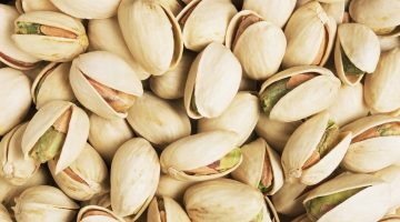 دينامو الطاقة.. لماذا يحتاج الرياضيون الفستق لأداء التمارين