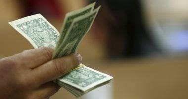 كيف يؤثر اليوان الرقمى على نظام سويفت العالمى ومستقبل الدولار؟