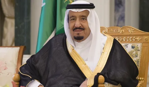 خادم الحرمين الشريفين يوجه باستضافة 1000 حاج وحاجة من فلسطين