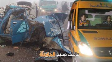 إصابة سائق وعامل في حادث تصادم سيارتين نقل على صحرواي الصعيد بالمنيا