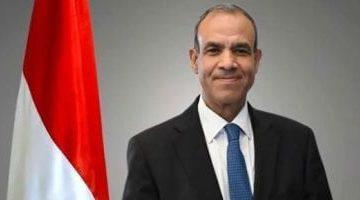 وزير الخارجية يزور ضريح ملكى المغرب الراحلين “محمد الخامس” والحسن الثانى”
