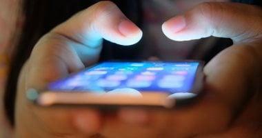 “شعبة المحمول” تطلب لقاء مع “تنظيم الاتصالات” لبحث آليات تطبيق تسجيل الهواتف