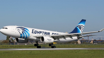 مصر للطيران تسير غدًا 14 رحلة جوية لنقل الحجاج إلى الأراضى المقدسة