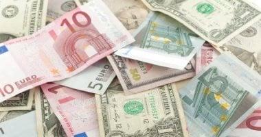 وفقا للبنك الأهلى.. أسعار الدولار والعملات الأجنبية اليوم الجمعة 9 – 5 – 2025