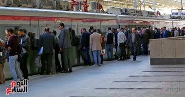 تشغيل القطار الخفيف حتى 2:30 صباحًا اليوم لخدمة زوار حفل العاصمة الإدارية
