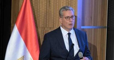 وزير البترول يعتمد حركة تكليفات بين قيادات القطاع