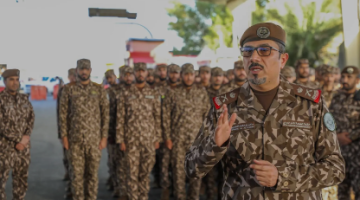 اللواء “الحربي” يتفقد قوة الأمن البيئي المشاركة في حج هذا العام