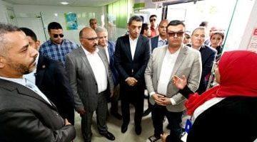 وزير الإسكان ومحافظ السويس يتفقدان محطتي رفع صرف صحى بحي السويس