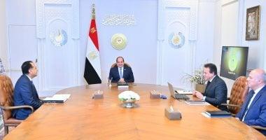 الرئيس السيسى يوجه باتخاذ إجراءات لتحسين أوضاع العاملين فى المجال الصحى