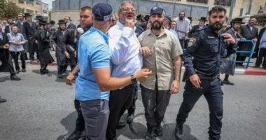 “صفعة وشلوت”.. شاهد علقة وزير الأمن القومى الإسرائيلى وزوجته بشوارع القدس