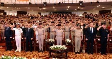 وزير الدفاع يشهد مناقشة البحث الرئيسى لهيئة البحوث العسكرية.. فيديو