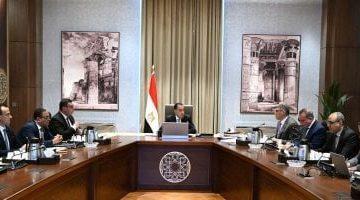 رئيس الوزراء يتابع الموقف التنفيذى لتطوير أرض مطار إمبابة ومنطقة عزيز عزت