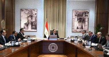 رئيس الوزراء يتابع الموقف التنفيذى لتطوير أرض مطار إمبابة ومنطقة عزيز عزت