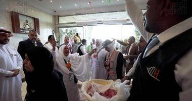 ورود وأناشيد وفرحة.. استقبال مهيب لحجاج القرعة في المدينة المنورة.. صور