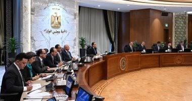 رئيس الوزراء يجتمع مع رئيس “جيتور” العالمية لتوطين طرازات السيارات فى مصر