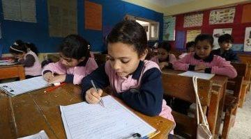انتظام امتحانات نهاية العام الدراسى لصفوف النقل.. فيديو