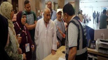 رئيس بعثة الحج يناشد الحجاج بارتداء بطاقة “نسك” الذكية خلال موسم الحج