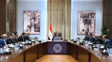 رئيس الوزراء يتابع مستجدات الموقف التنفيذي لمشروع تطوير مدينة رأس الحكمة