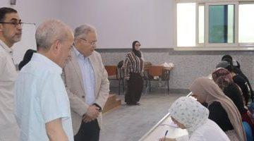 نائب رئيس جامعة حلوان وأمين عام الجامعة الأهلية يتابعان سير اختبارات نهاية العام