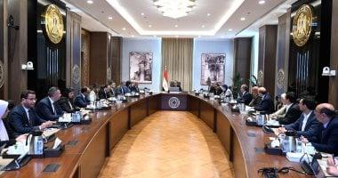 رئيس الوزراء يستعرض تحديات قطاع صناعة الحديد والصلب وآليات وخطوات النهوض به