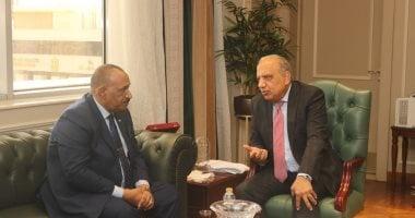 وزير الكهرباء يبحث مع وزير النفط والطاقة السوداني سبل التعاون