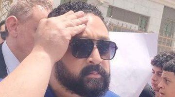 أول تصريح من عمرو الدجوي بعد جنازة شقيقه: “حق أحمد مش هيضيع”