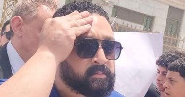 أول تصريح من عمرو الدجوي بعد جنازة شقيقه: “حق أحمد مش هيضيع”