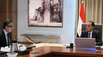 وزير التموين: تسليم الكارت الموحد لـ 42 ألف مستحق فى بورسعيد