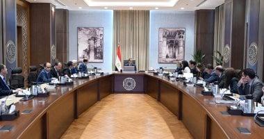 رئيس الوزراء يستعرض مجموعة مقترحات لخفض معدلات الدَين كنسبة من الناتج المحلى