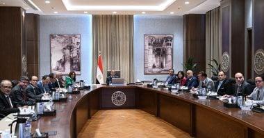 الحكومة: استراتيجية لتوطين صناعة الحرير بمصر من خلال منهجية تطوير التكتلات
