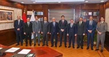 النائب العام يستقبل عددًا من رؤساء الاستئناف للنيابات المتخصصة لعرض كشوف الانجاز