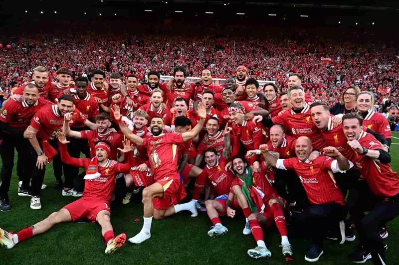 صلاح يواصل تحقيق الإنجازات.. 25 رقمًا في مسيرة تتويج ليفربول بالدوري الإنجليزي