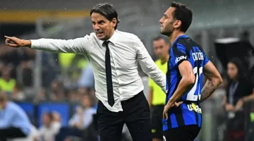 الدوري الإيطالي يشهد إيقاف إنزاجي وتشالهان أوغلو بسبب صلات مع مشجعين متعصبين