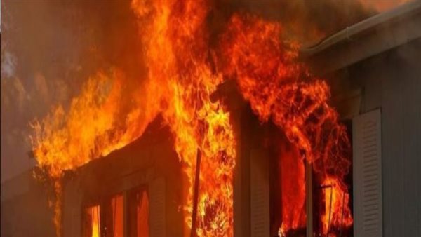 النيابة تباشر التحقيقات في حريق ضخم التهم 3 منازل بمدينة أبو سمبل
