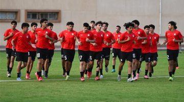أسامة نبيه يجتمع بلاعبي الفراعنة ويطالبهم بالفوز في مباراة المغرب