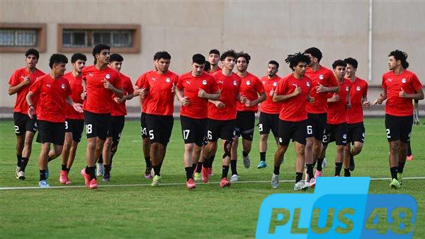 أسامة نبيه يجتمع بلاعبي الفراعنة ويطالبهم بالفوز في مباراة المغرب