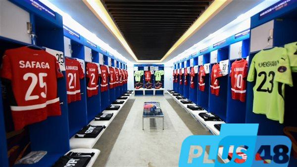 غرفة ملابس الفراعنة قبل مباراة المغرب.. صور