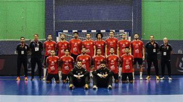 خماسية تاريخية.. الأهلي يهزم الزمالك ويتوج بكأس الكؤوس الأفريقية لكرة اليد