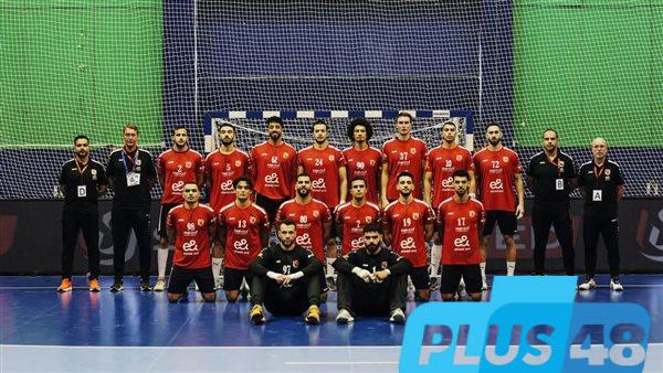 خماسية تاريخية.. الأهلي يهزم الزمالك ويتوج بكأس الكؤوس الأفريقية لكرة اليد